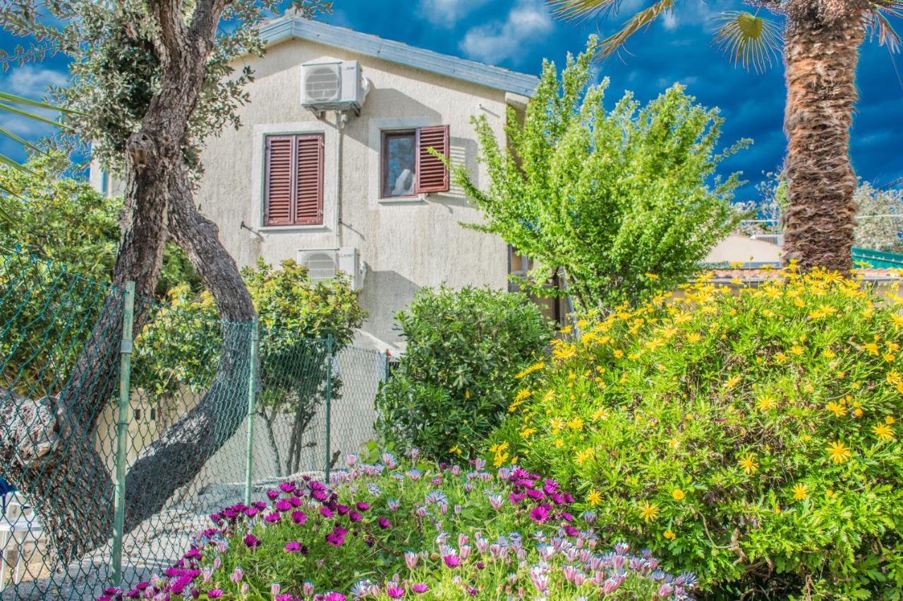 Holiday House Punta Blue & Orange 5M From The Sea, Island Cres Punta Križa Exteriör bild